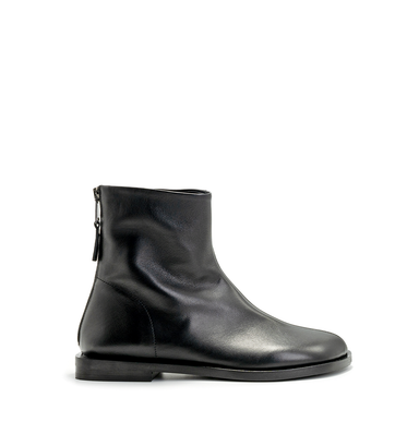 Elena Iachi Black Leather Ankle Boots
