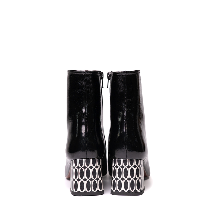 Chie Mihara Muki Black Leather Ankle Boots