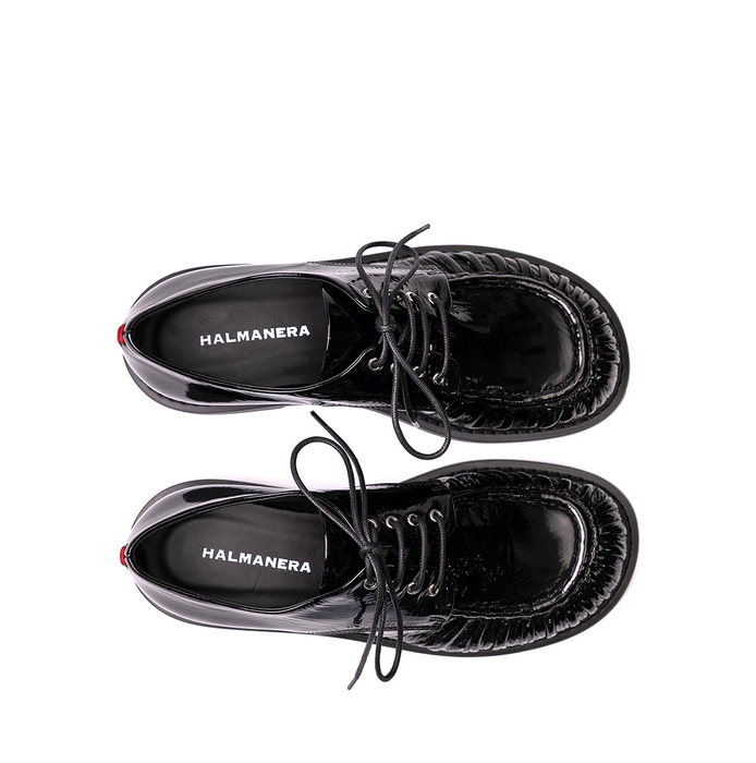 Halmanera Nami juodi blizgios odos suvarstomi bateliai