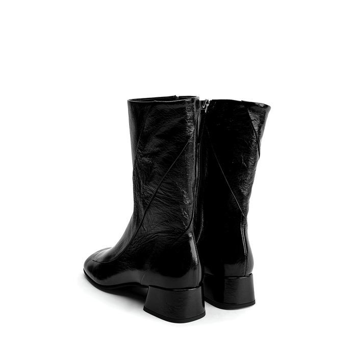 Poeve Veda Black Leather Ankle Boots - DOLITA